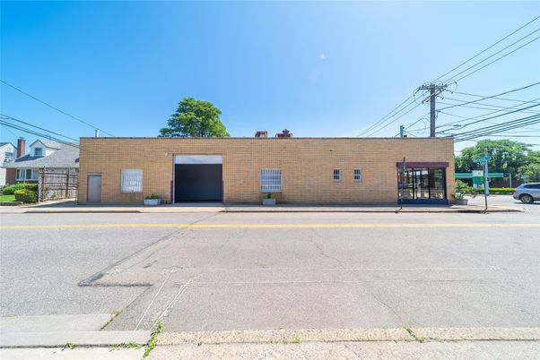 Exterior, Facade, Brick Facade, Condo Building
