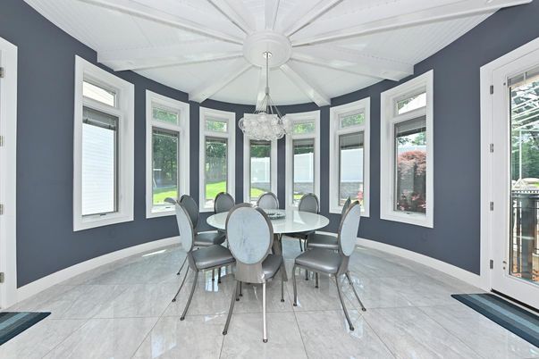 Chandelier, Dining room, Interior, Pendant Lights