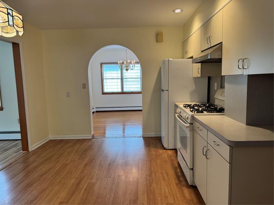 Chandelier, Interior, Kitchen, Recessed Lighting, Wood Texture Flooring