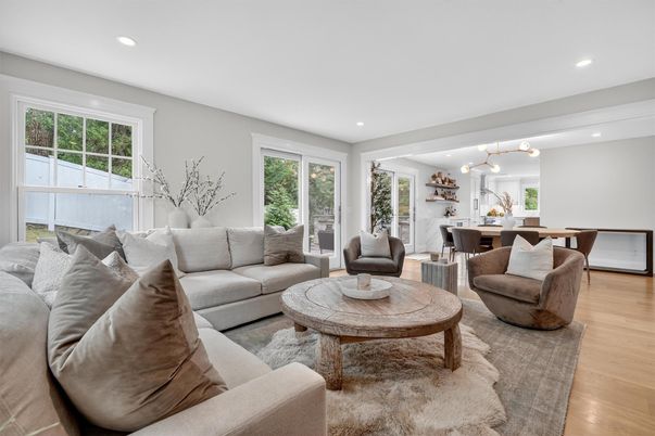 Dining room, Interior, Kitchen, Living room, Pendant Lights, Recessed Lighting, Wood Texture Flooring