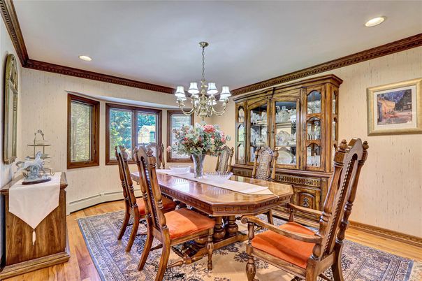 Chandelier, Dining room, Interior, Recessed Lighting, Wood Texture Flooring