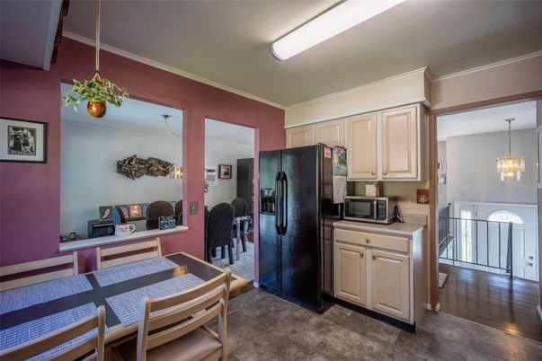Dining room, Interior, Kitchen, Pendant Lights, Wood Texture Flooring