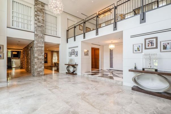 Chandelier, Interior, Recessed Lighting