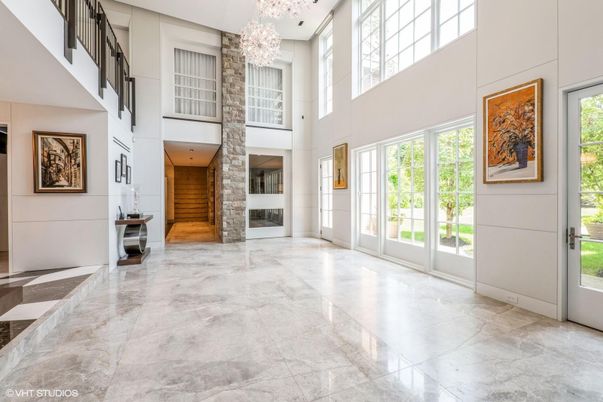 Chandelier, Fireplace, Interior, Marble