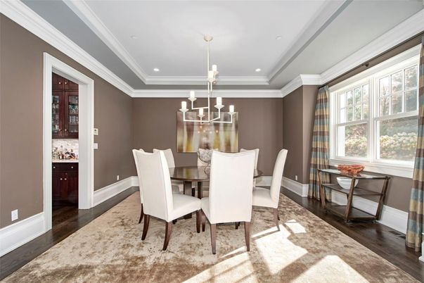 Chandelier, Dining room, Interior, Recessed Lighting, Wood Texture Flooring