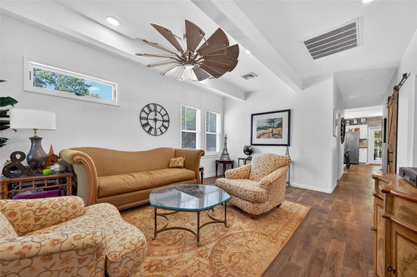 Interior, Living room, Recessed Lighting, Wood Texture Flooring