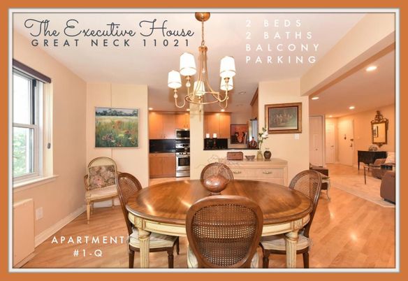 Chandelier, Dining room, Interior, Kitchen, Recessed Lighting, Stainless Steel Appliances, Wood Texture Flooring