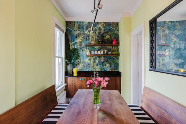 Dining room, Interior