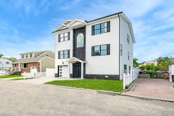 Attached, Exterior, Facade, Brick Facade, Farmhouse