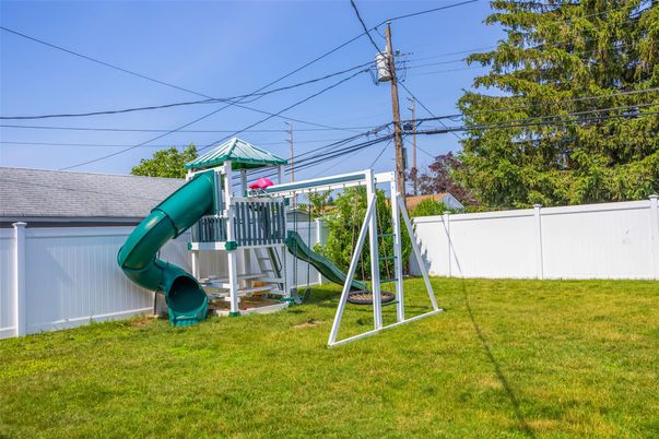 Backyard, Exterior, Playground