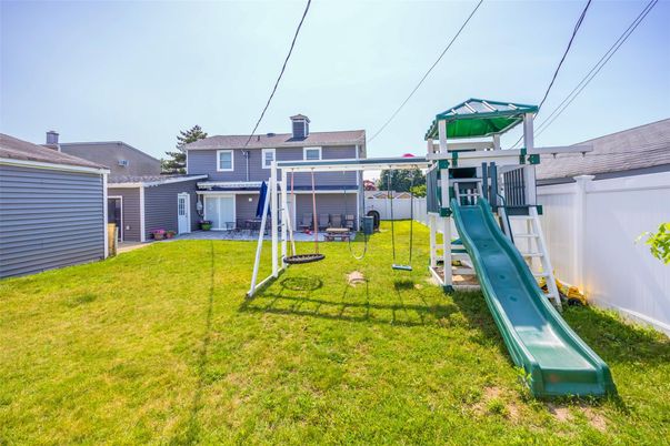 Backyard, Exterior, Playground