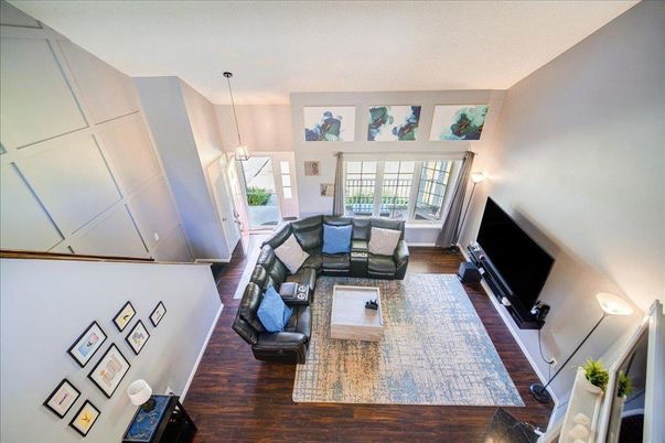 Interior, Living room, Pendant Lights, Wood Texture Flooring