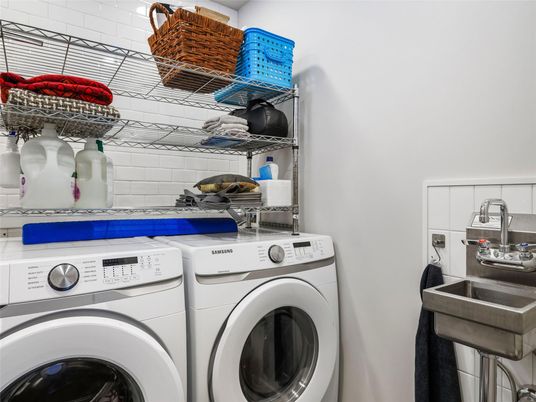 Interior, Washer