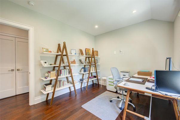 Home Office, Interior, Recessed Lighting, Wood Texture Flooring