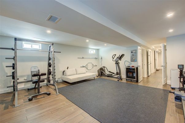 Fitness Equipment, Interior, Recessed Lighting, Wood Texture Flooring