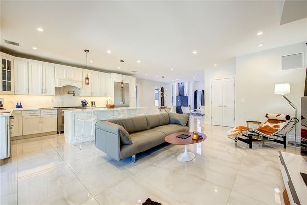 Interior, Kitchen, Living room, Pendant Lights, Recessed Lighting