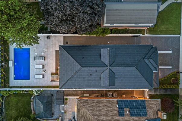 Exterior, Drone