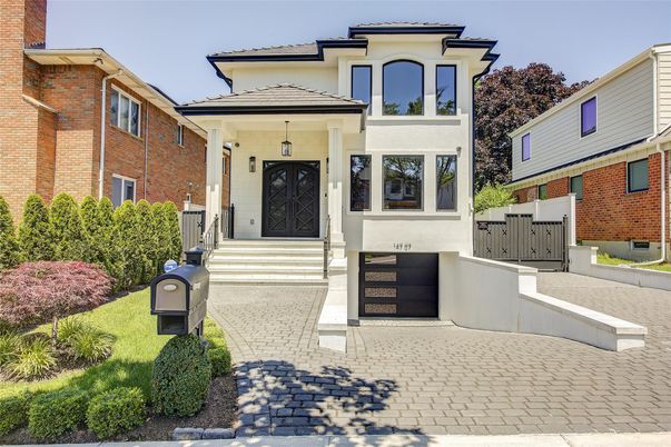 Exterior, Facade, Brick Facade, Mediterranean
