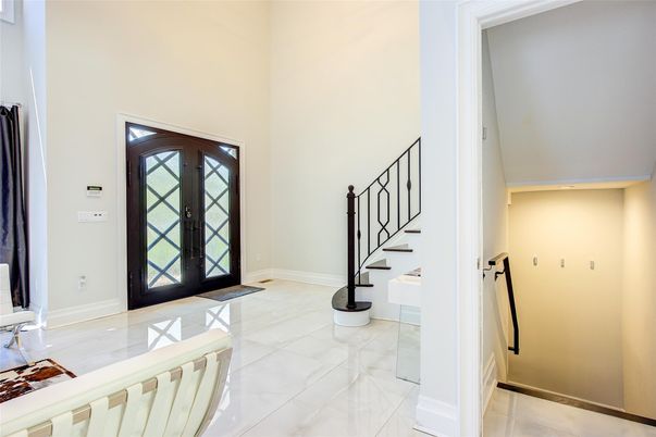 Interior, Marble, Recessed Lighting