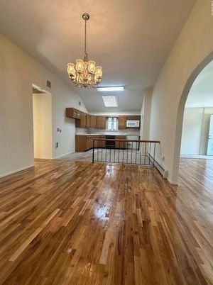 Chandelier, Interior, Kitchen, Wood Texture Flooring