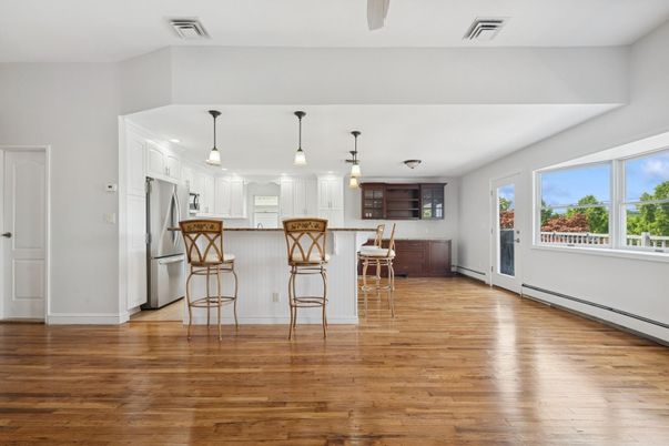 Interior, Kitchen, Pendant Lights, Wood Texture Flooring