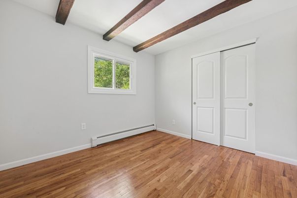 Empty room, Interior, Wooden Beams, Wood Texture Flooring