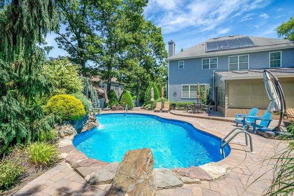 Exterior, Pool, Solar Panels
