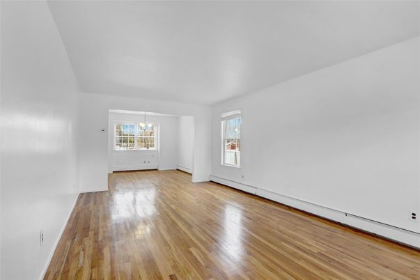 Chandelier, Empty room, Interior, Pendant Lights, Wood Texture Flooring