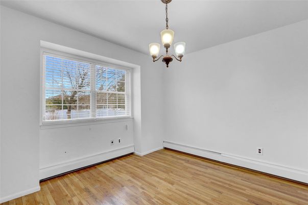 Chandelier, Empty room, Interior, Wood Texture Flooring