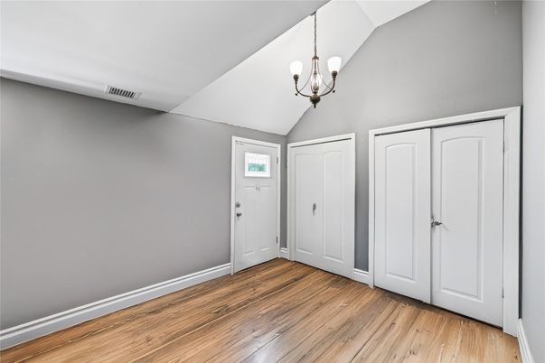 Chandelier, Empty room, Interior, Pendant Lights, Wood Texture Flooring