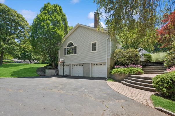 Attached, Exterior, Facade, Raised Ranch