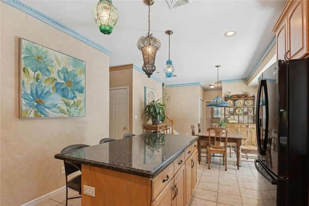 Dining room, Interior, Pendant Lights, Recessed Lighting