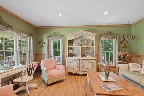 Home Office, Interior, Recessed Lighting, Wood Texture Flooring