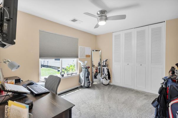 Home Office, Interior