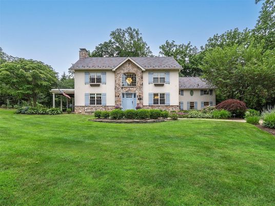 Backyard, Exterior, Facade, French Provincial