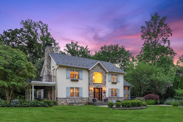 Backyard, Exterior, Facade, French Provincial