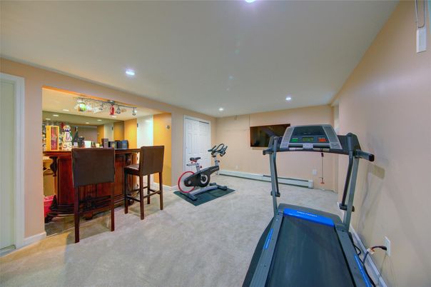 Fitness Equipment, Interior, Recessed Lighting