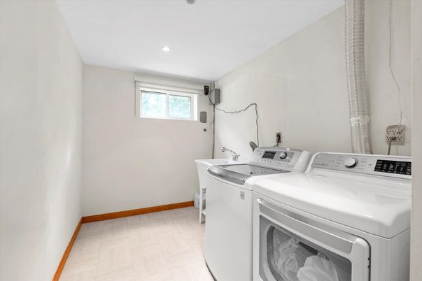 Interior, Recessed Lighting, Washer