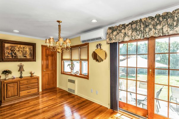 Chandelier, Empty room, Interior, Recessed Lighting, Wood Texture Flooring