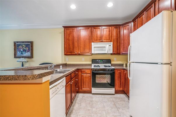 Interior, Kitchen, Recessed Lighting