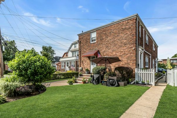 Exterior, Facade, Brick Facade, Tudor Revival