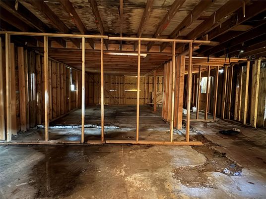 Interior, Wooden Beams