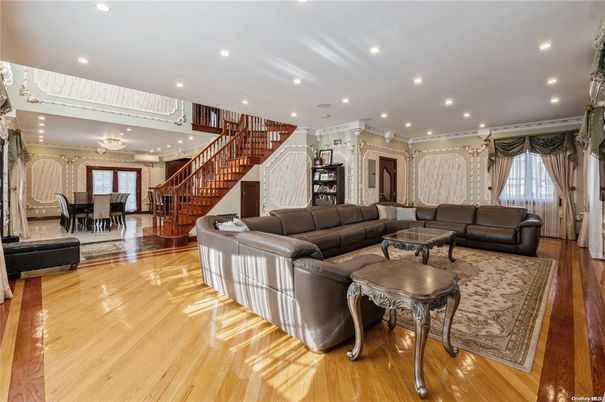 Dining room, Interior, Living room, Recessed Lighting, Wood Texture Flooring