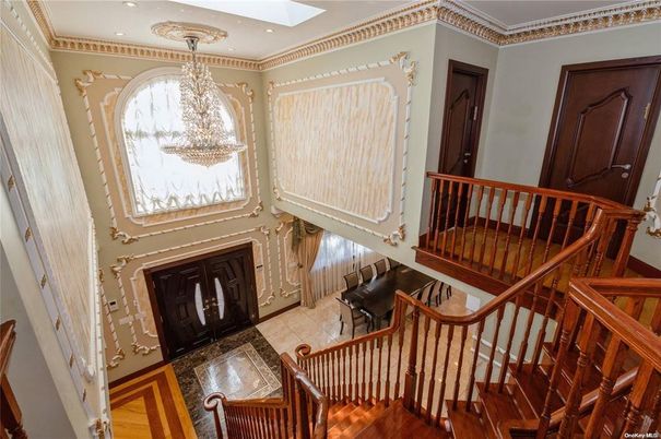 Chandelier, Fireplace, Interior, Recessed Lighting, Wood Texture Flooring
