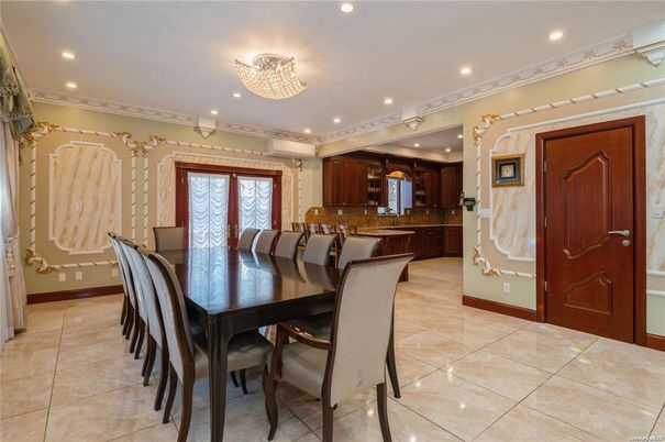 Chandelier, Dining room, Interior, Kitchen, Recessed Lighting