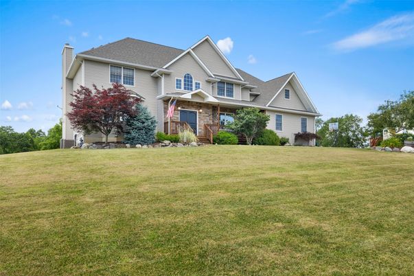 Backyard, Exterior, Facade, Farmhouse