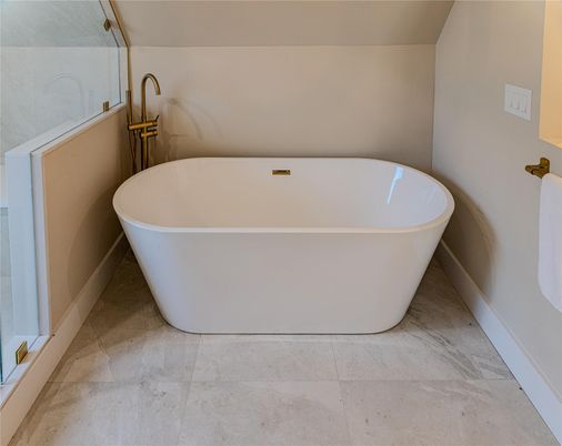 Bathroom, Free Standing Baths, Interior
