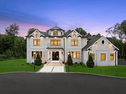 Attached, Exterior, Facade, French Provincial