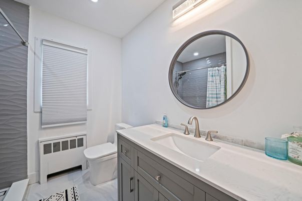 Bathroom, Interior, Recessed Lighting