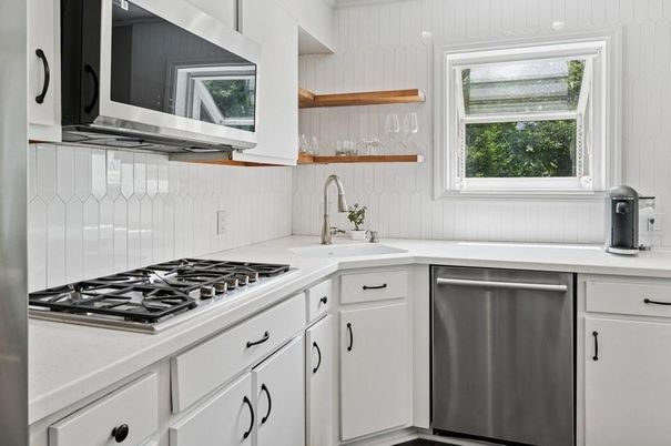Interior, Kitchen, Stainless Steel Appliances